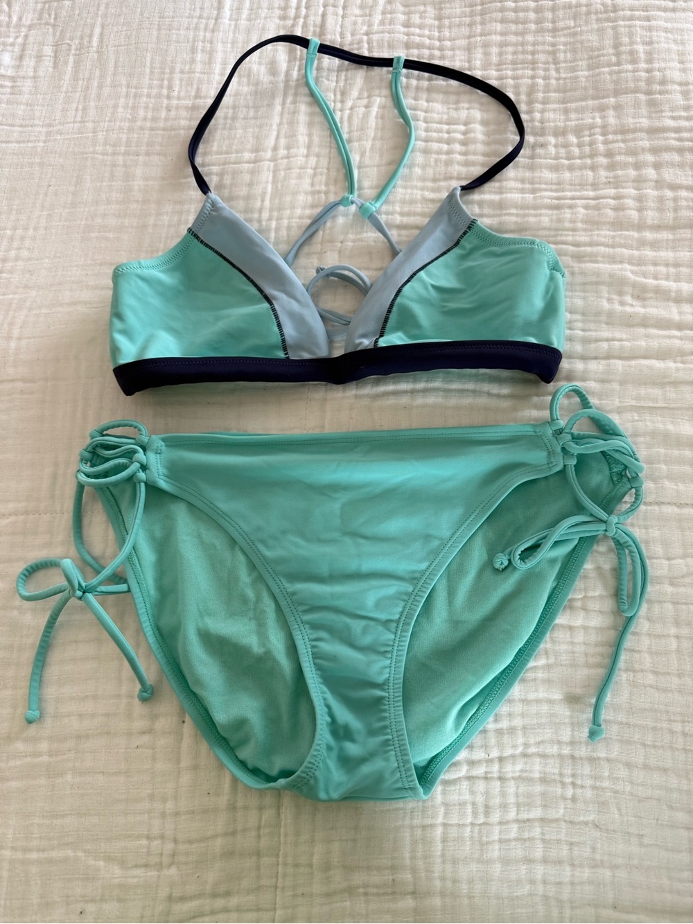 SO Colorblock Bikini Top and Bottoms Size Large